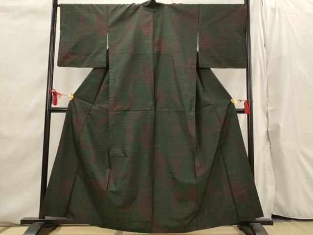 平和屋着物■本場大島紬　幾何学文様　正絹　逸品　AABI6536st