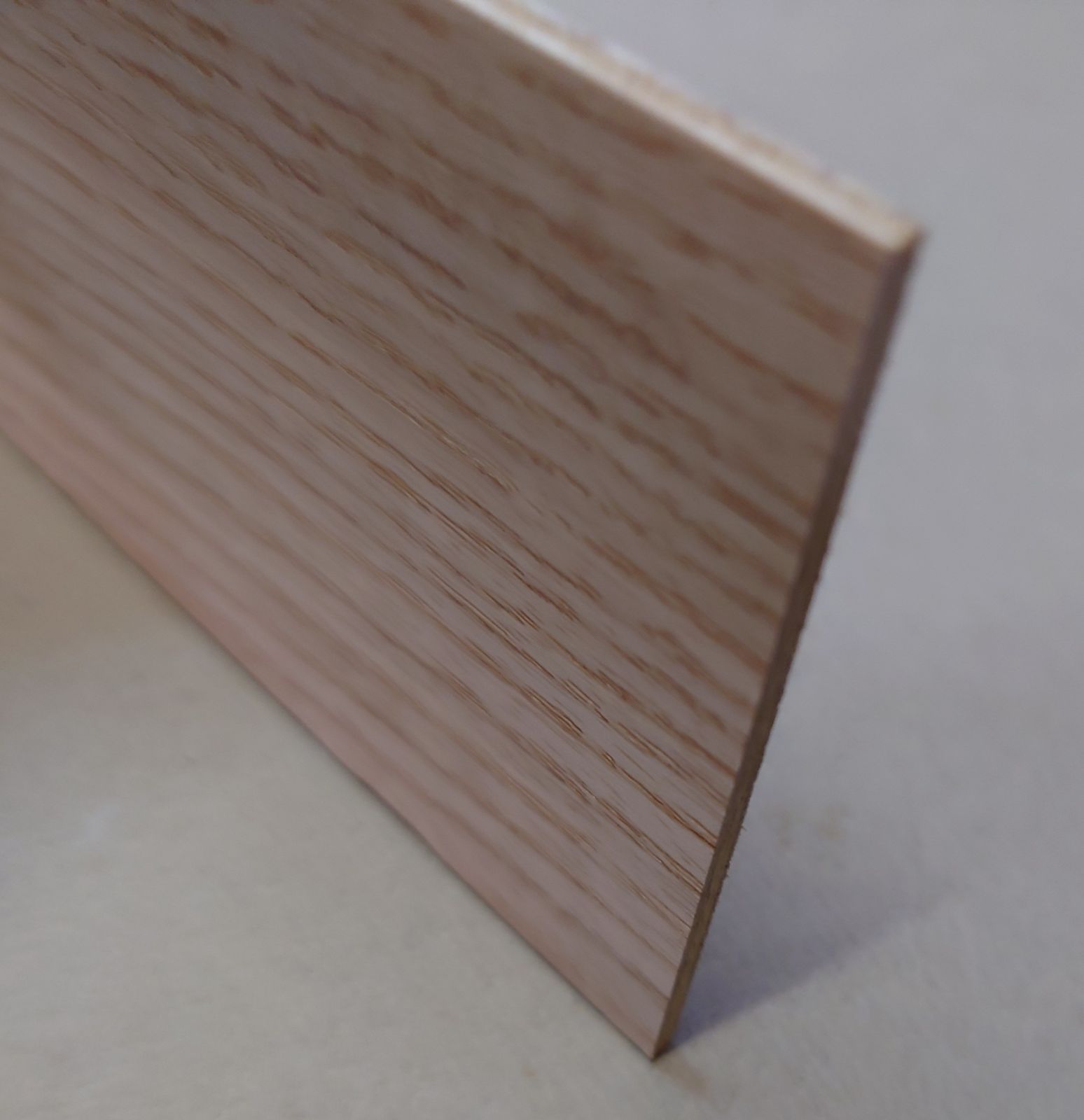 DIY タモ突板ベニヤ 厚み約2.5mm サイズ（約cm）28x6.8 ベニヤ板40枚 