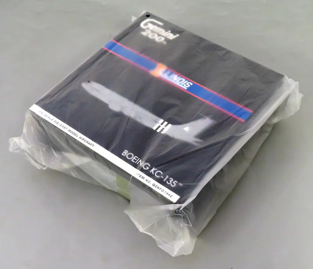 【新品】ミニカー 1/200 KC-135R アメリカ空軍 イリノイ州空軍州兵 63-7981 [G2AFO1442]