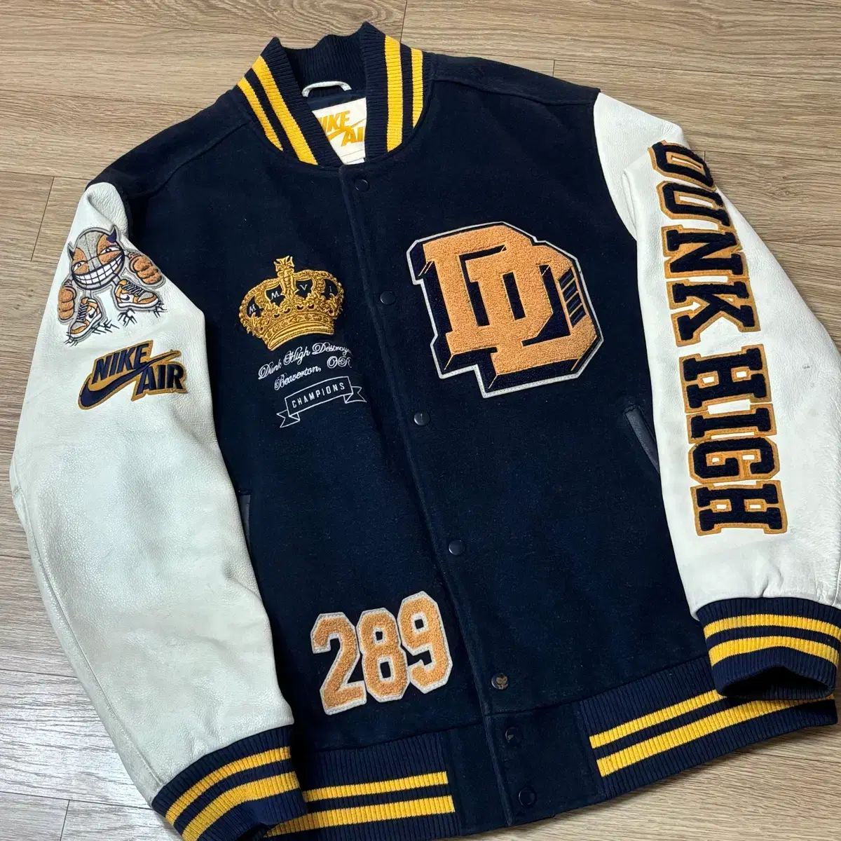 XL 00s NIKE x Destroyer スタジャン