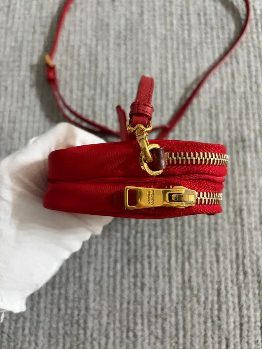 プラダ PRADA ミニ ナイロン ショルダー クロスバック プラダ PRADA ミニ ナイロン ショルダー クロスバック