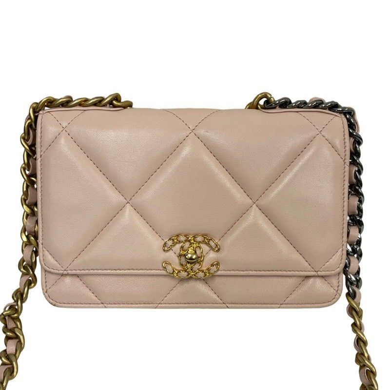 CHANEL シャネル 19 チェーンウォレット AP3267 ピンク ラムスキン ショルダーバッグ レディース 付属品あり 【中古】 52605K60