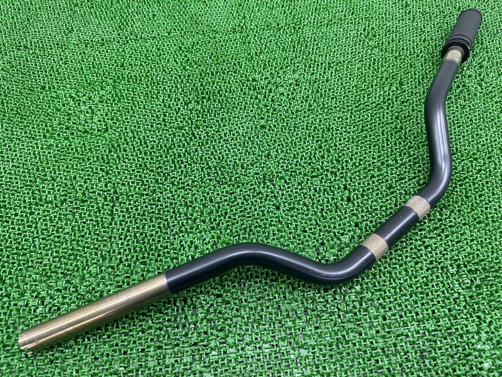 スポーツスター ハンドル ハーレー 純正 中古 オプション φ25.4 幅785㎜ 人気 Jz スポーツスター ハンドル ハーレー 純正 中古 オプション φ25.4 幅785