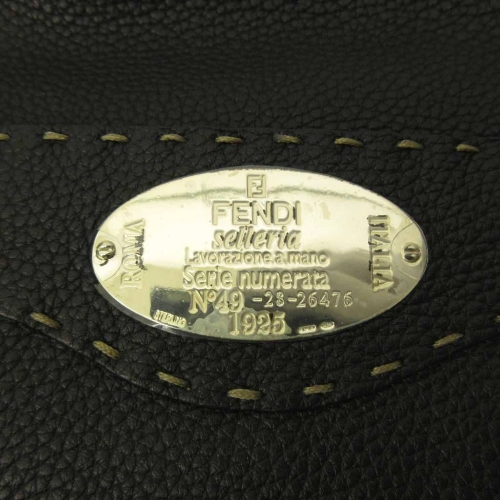 フェンディ FENDI セレリア ショルダーバッグ ロゴ メタルパッチ レザー 黒 ブラック 8BT092 0509