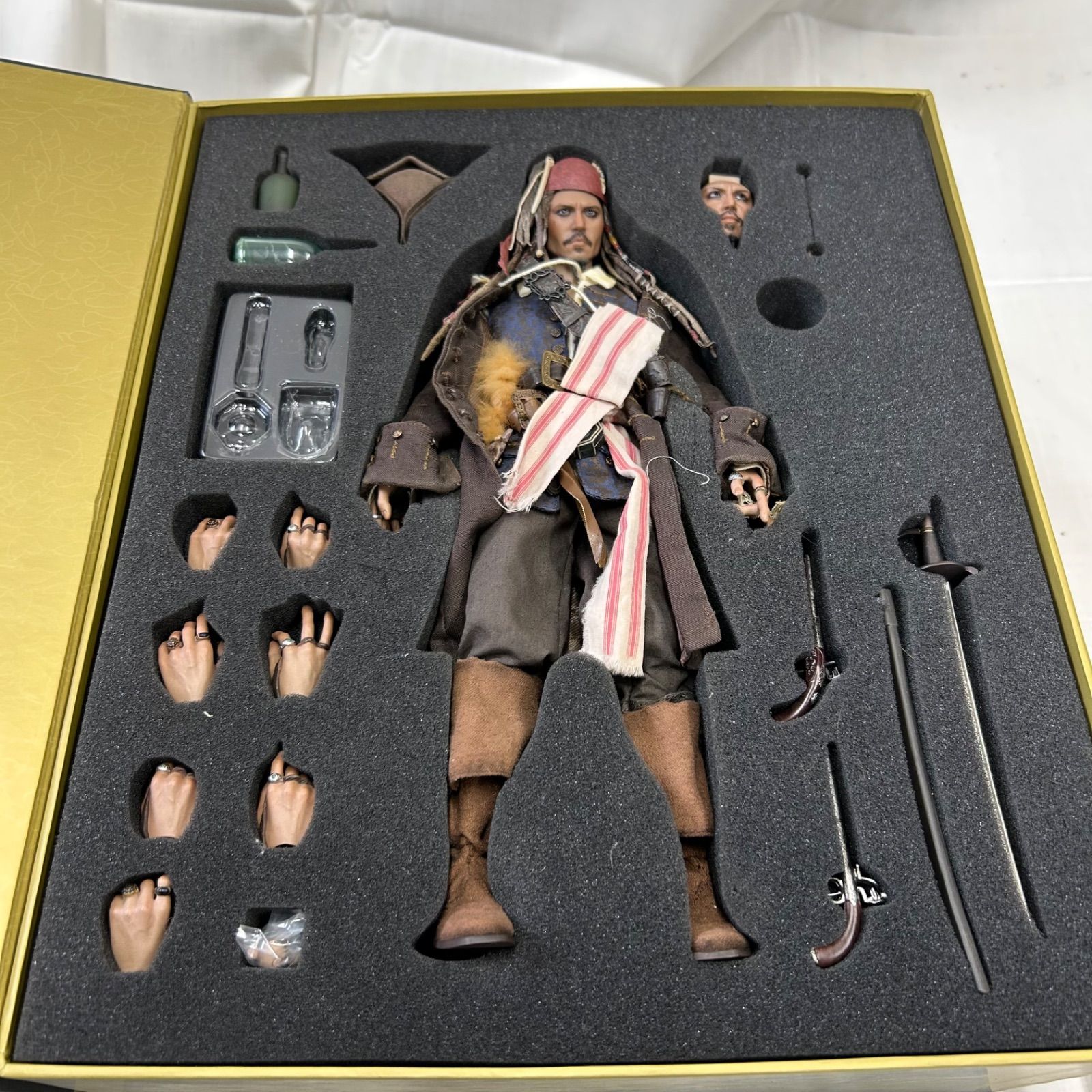 開封良品】Hot Toys DX06 “Jack Sparrow” 1/6スケール - メルカリ
