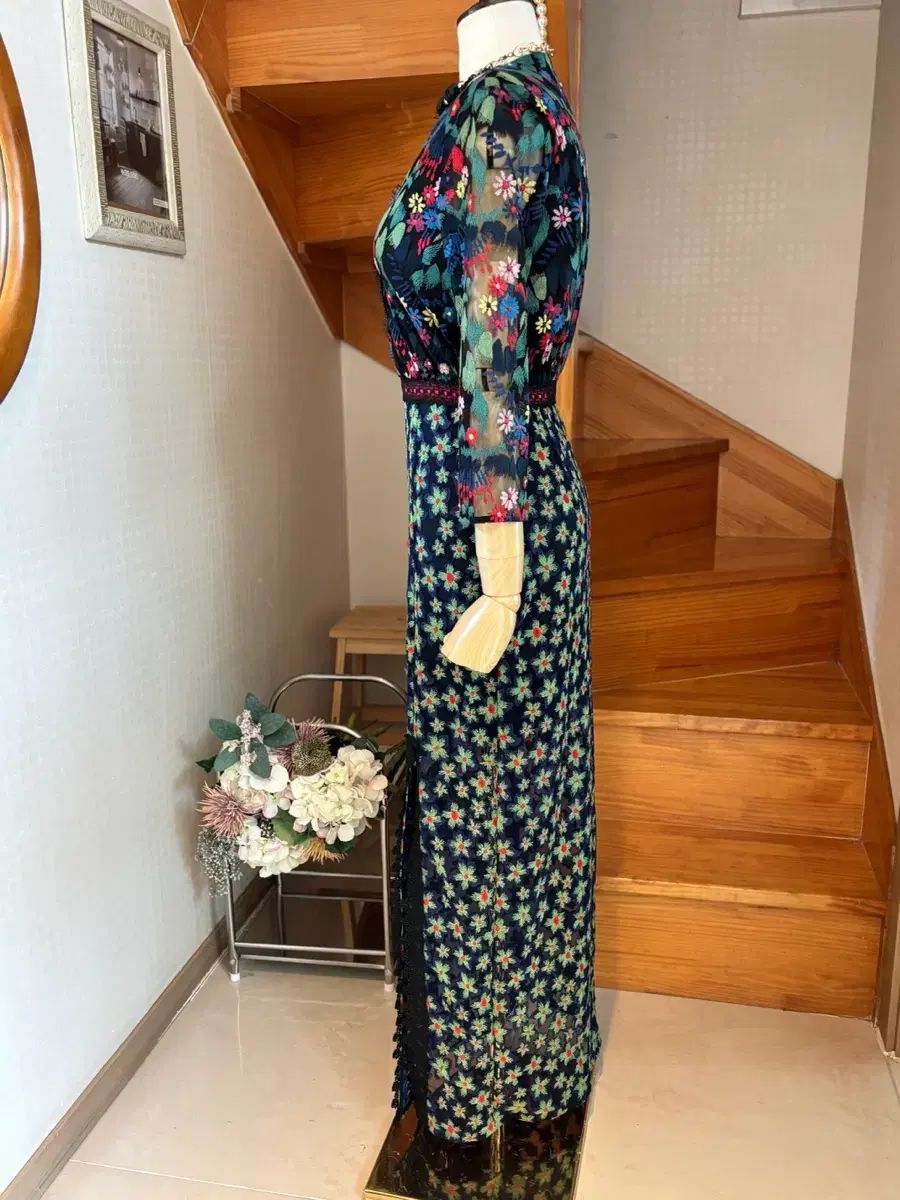 フラワー パータン ロング ONE PIECE シースルー レース SALONI フラワー パータン ロング ONE PIECE シースルー レース SALONI