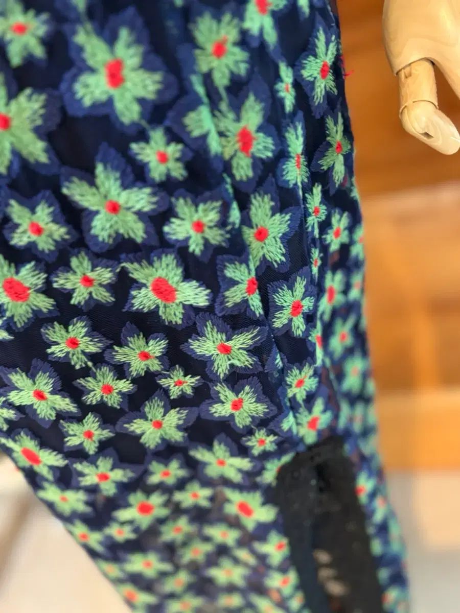 フラワー パータン ロング ONE PIECE シースルー レース SALONI フラワー パータン ロング ONE PIECE シースルー レース SALONI