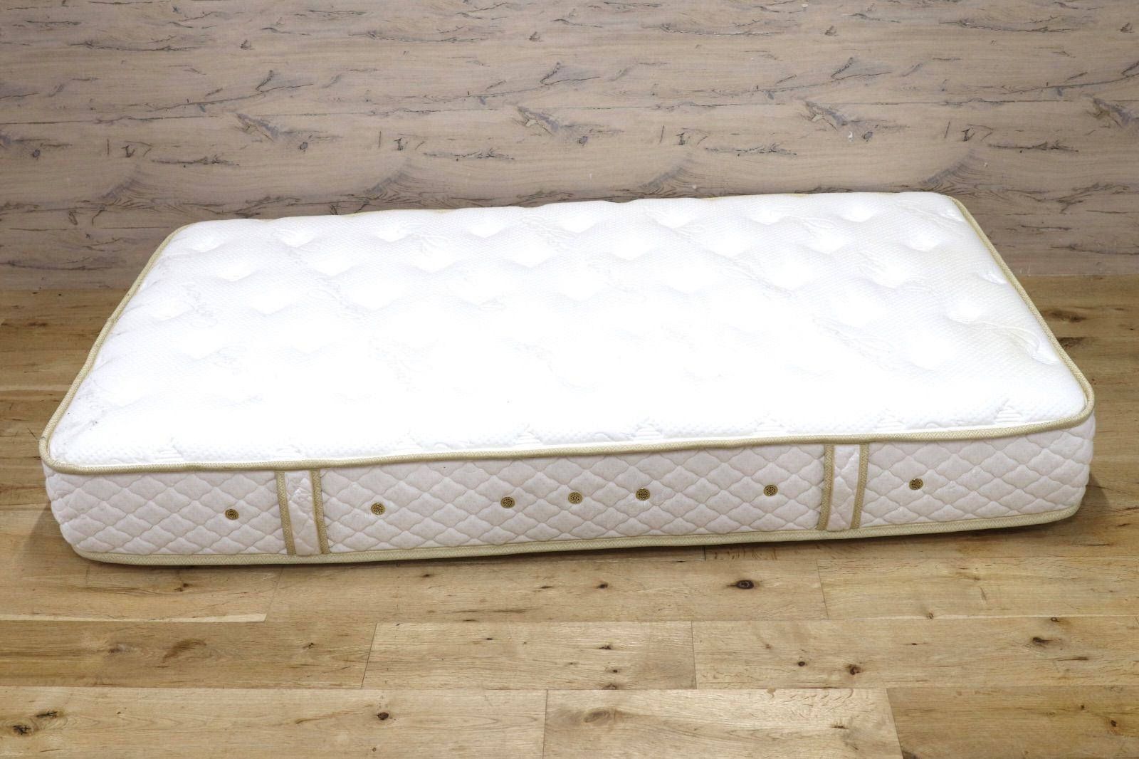 GMIK111○NIHON BED / 日本ベッド Silky シルキー シングルマットレス ポケットコイル 定価約18万 モデルルーム展示品