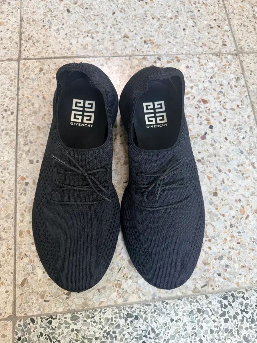 Givenchy ジバンシィ ニット スニーカー 280