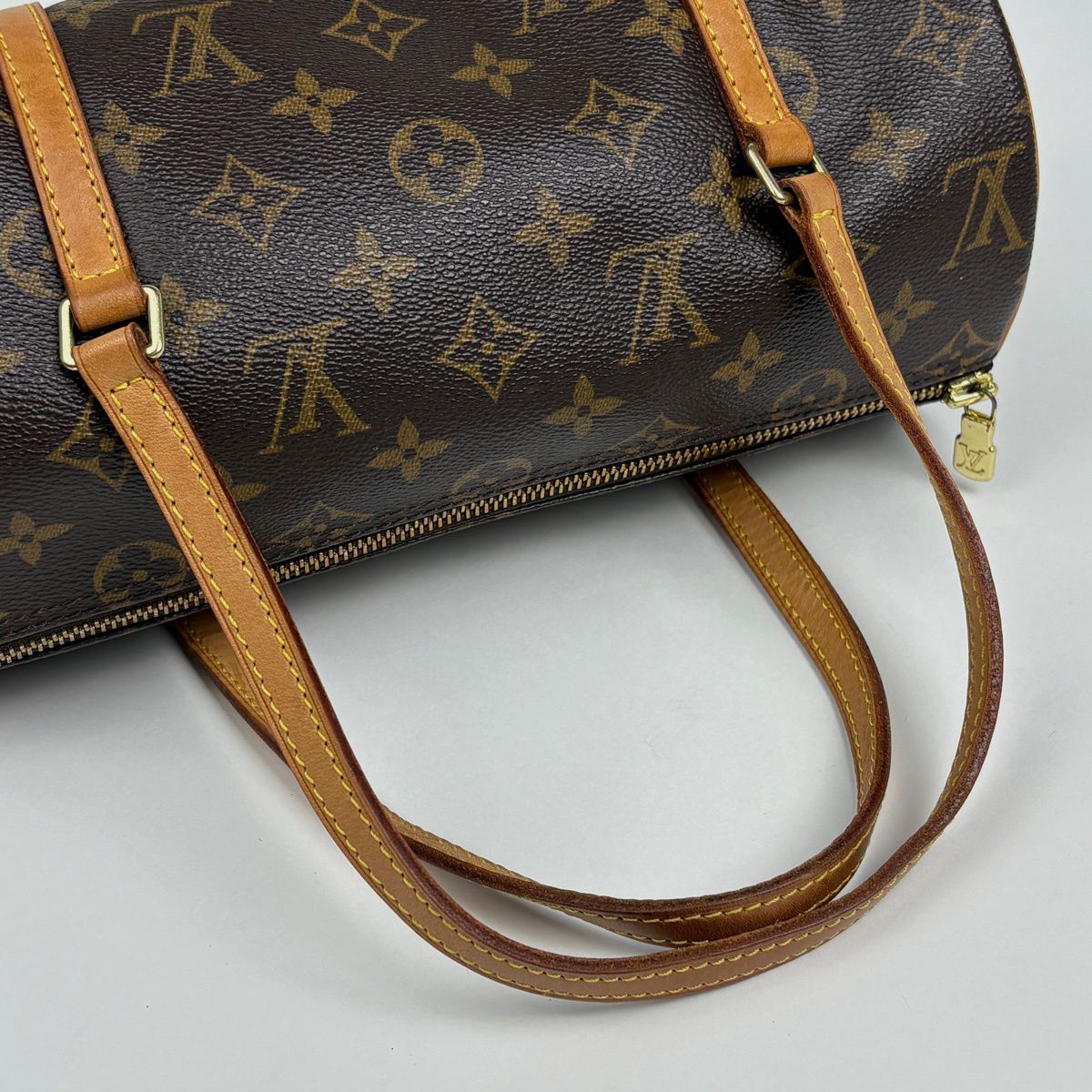 ルイ・ヴィトン Louis Vuitton パピヨン26 バレルバッグ 筒型 旧型 