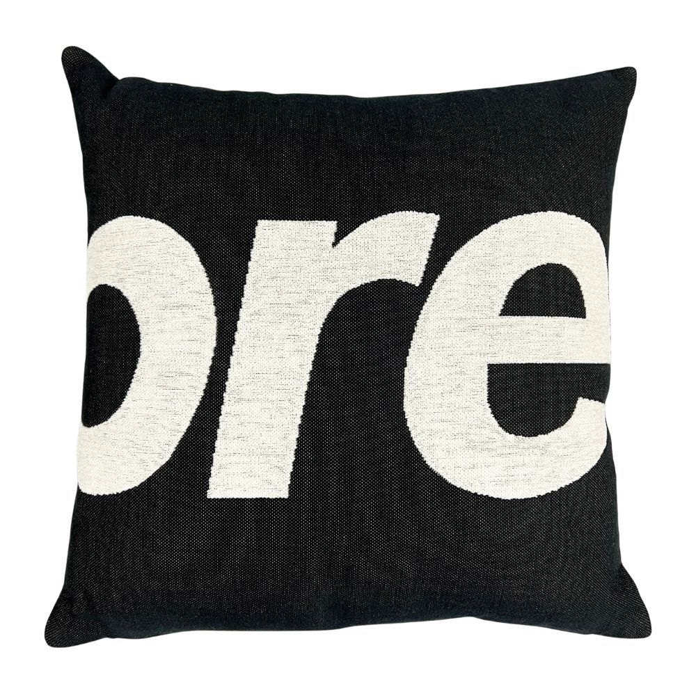 SUPREME シュプリーム Jules Pansu Pillows (Set of 3) ロゴ