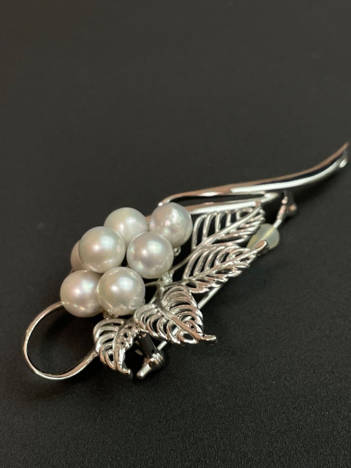 高級 アコヤ真珠 シルバー ブローチ 7.5mm 葉 モチーフ SILVER刻印