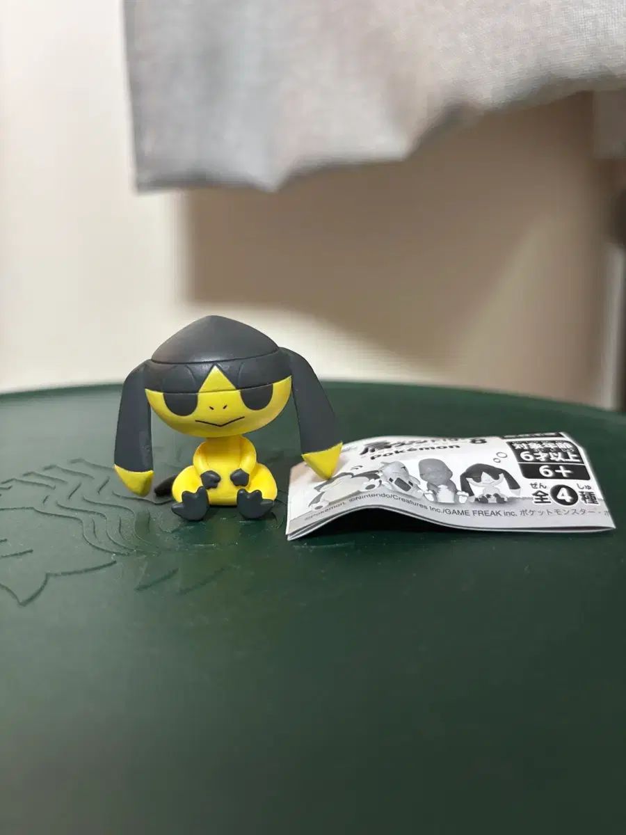 SALE，新品 ポケモン 肩ズン 寄り添い フィギュア ガチャ マフラーリッキー