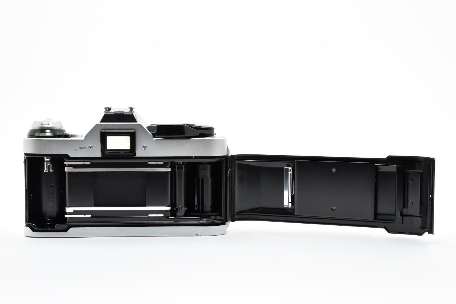 キャノン CANON AE-1Pボディシルバー NEW FD 50MM F1.8 ☆良品☆ キャノン CANON AE-1P ボディ シルバー NEW FD 50MM F1.8