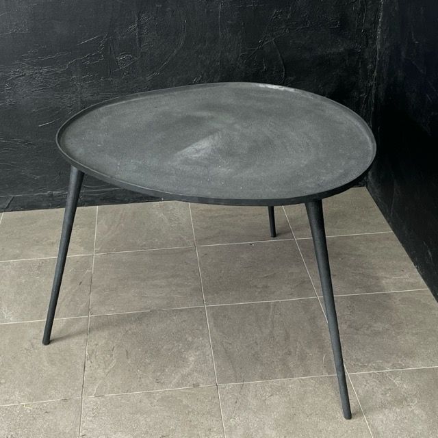 ザラホーム メタル サイドテーブル 【中古】ZARA HOME 3本脚 約72.5×65