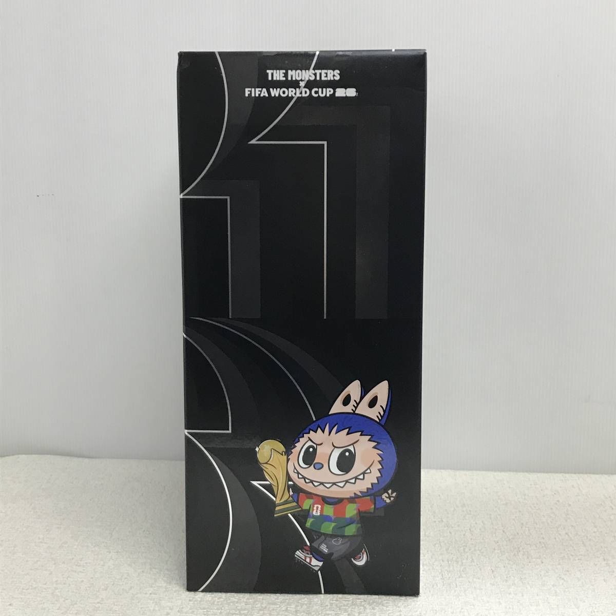 ☆未開封☆ ぬいぐるみ POP MART ポップマート THE MONSTERS × FIFA