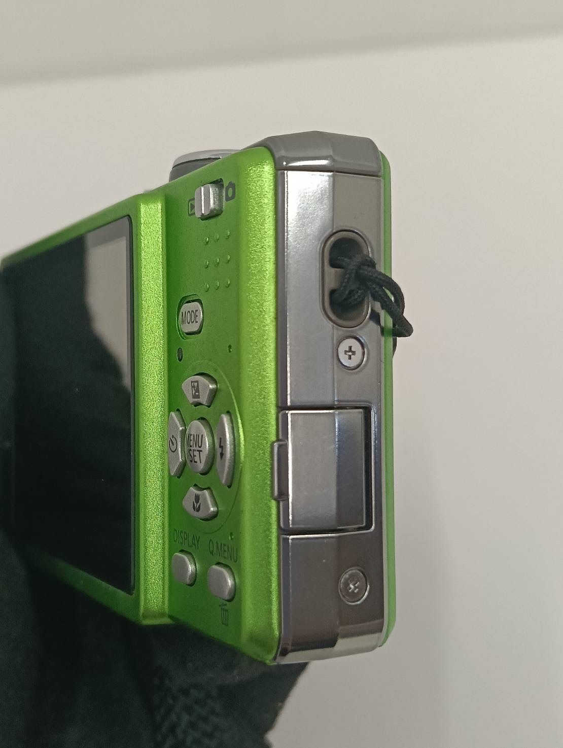 カメラ 【品】 Panasonicパナソニック LUMIX DMC-FS7デジタルカメラ 緑