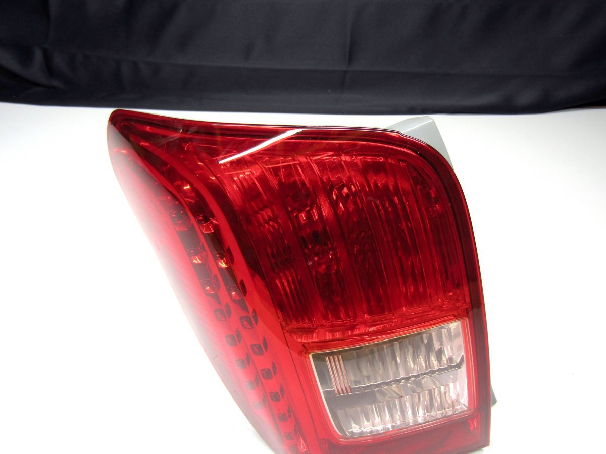 トヨタ 140 カローラフィールダー 前期 純正 左 テールランプ NZE141G 