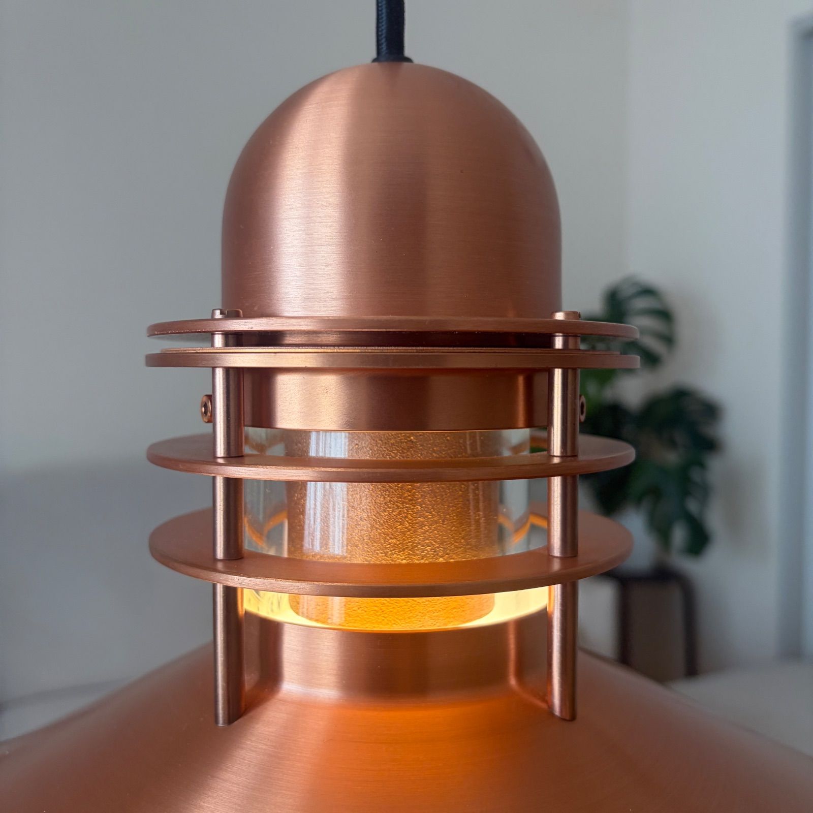 LPの名作】Louis Poulsen Nyhavn Copper ペンダントランプ ライト
