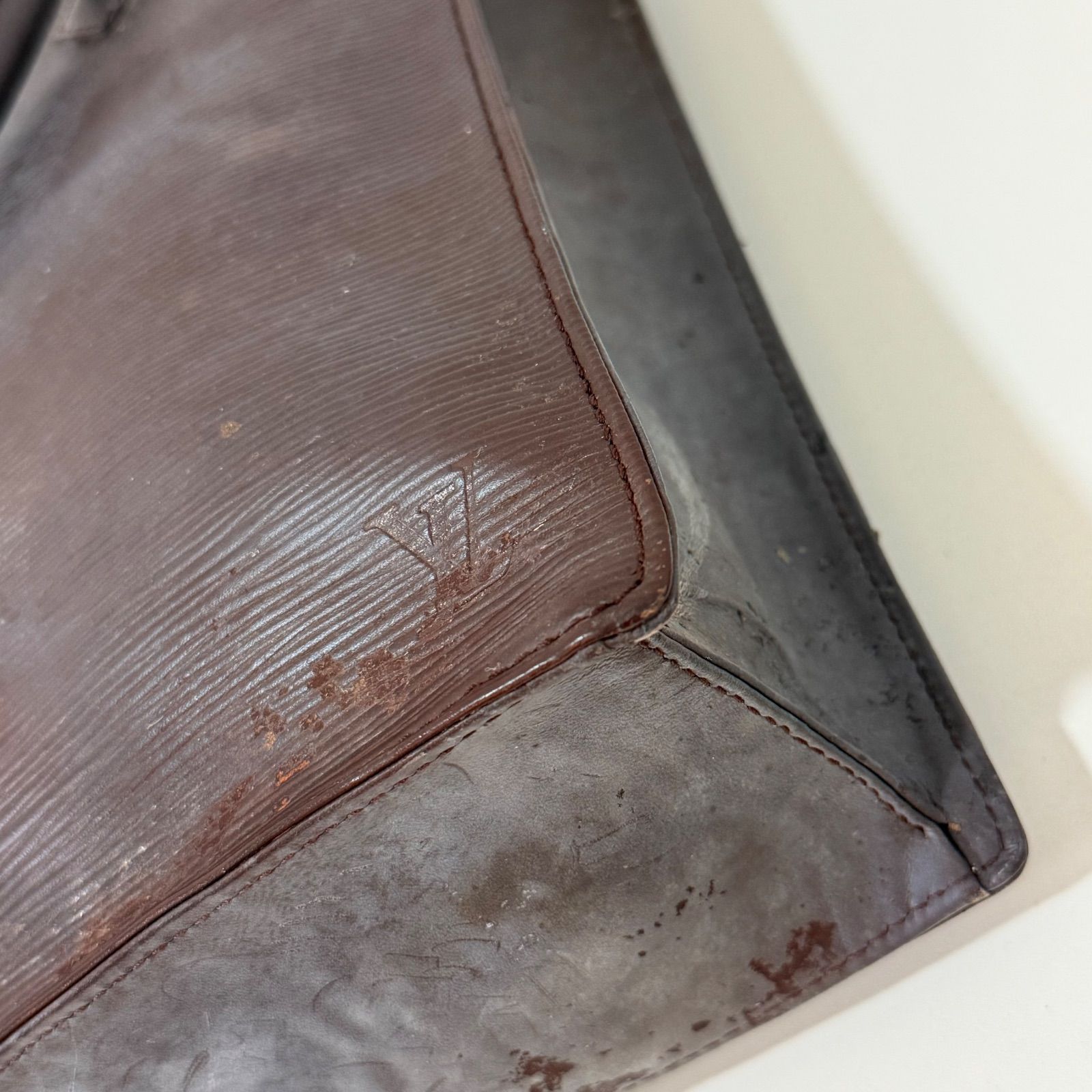 LOUIS VUITTON ルイヴィトン エピ サックプラ M5908D ハンド - メルカリ