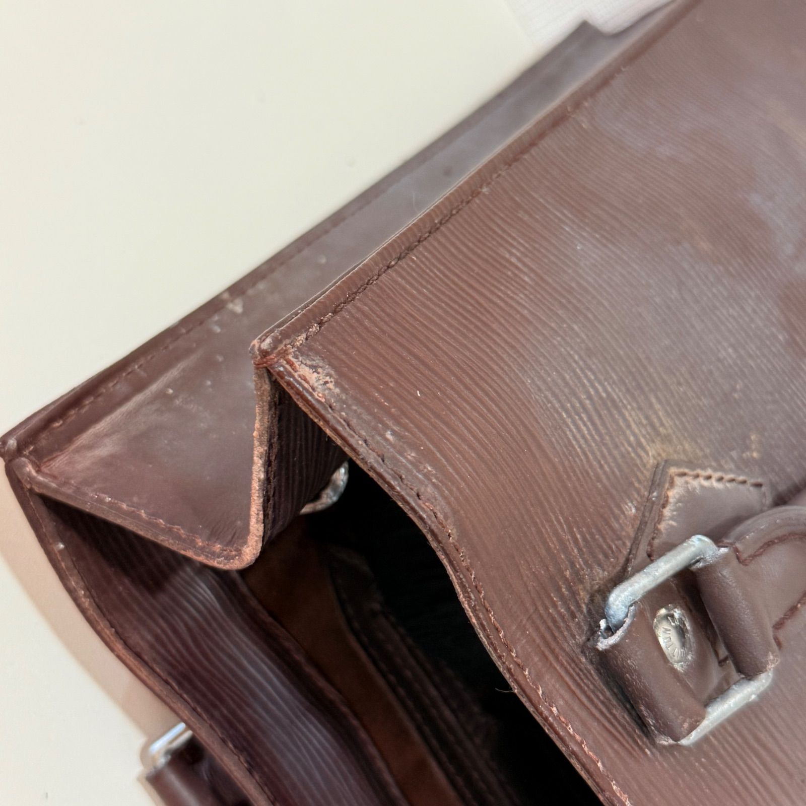 LOUIS VUITTON ルイヴィトン エピ サックプラ M5908D ハンド - メルカリ
