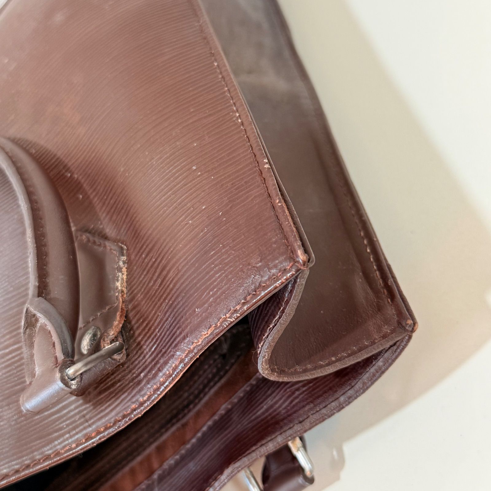 LOUIS VUITTON ルイヴィトン エピ サックプラ M5908D ハンド - メルカリ