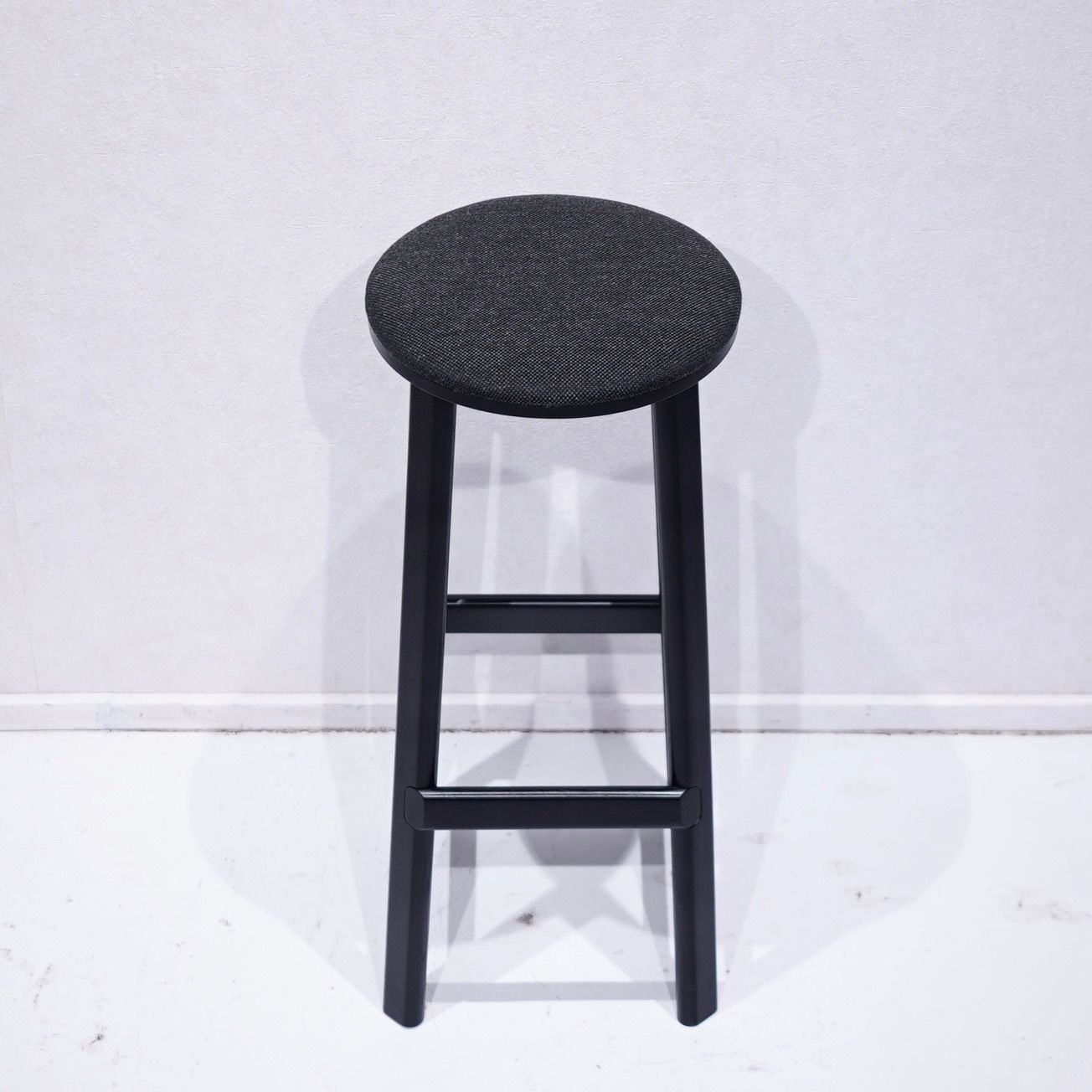 KARIMOKU NEW STANDARD / ARCHIVE BARSTOOL PAD HIGH / プロ仕上げ