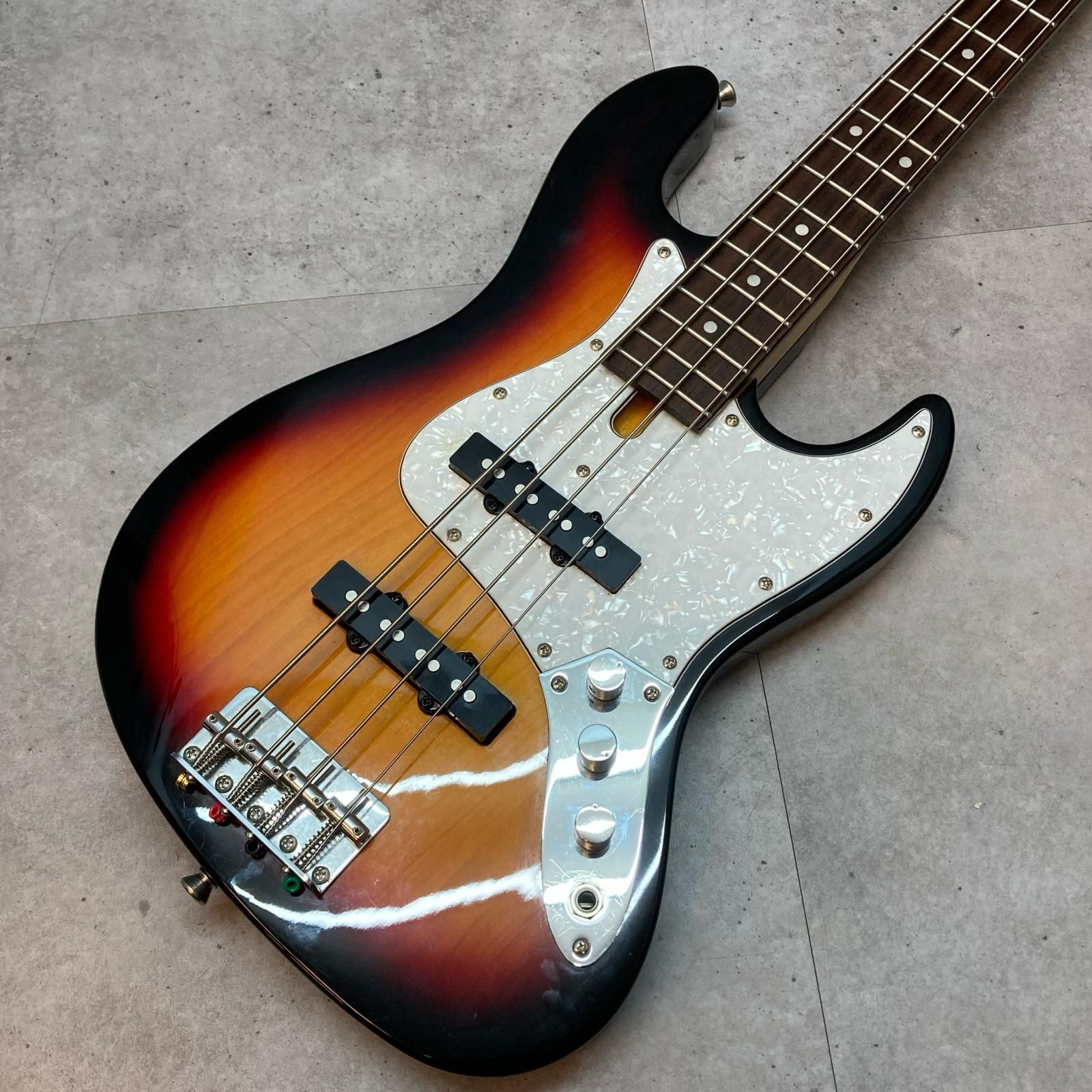 【三重本店】【楽器】 中古 Bacchus | バッカス ベース WJB-MINI 【471】