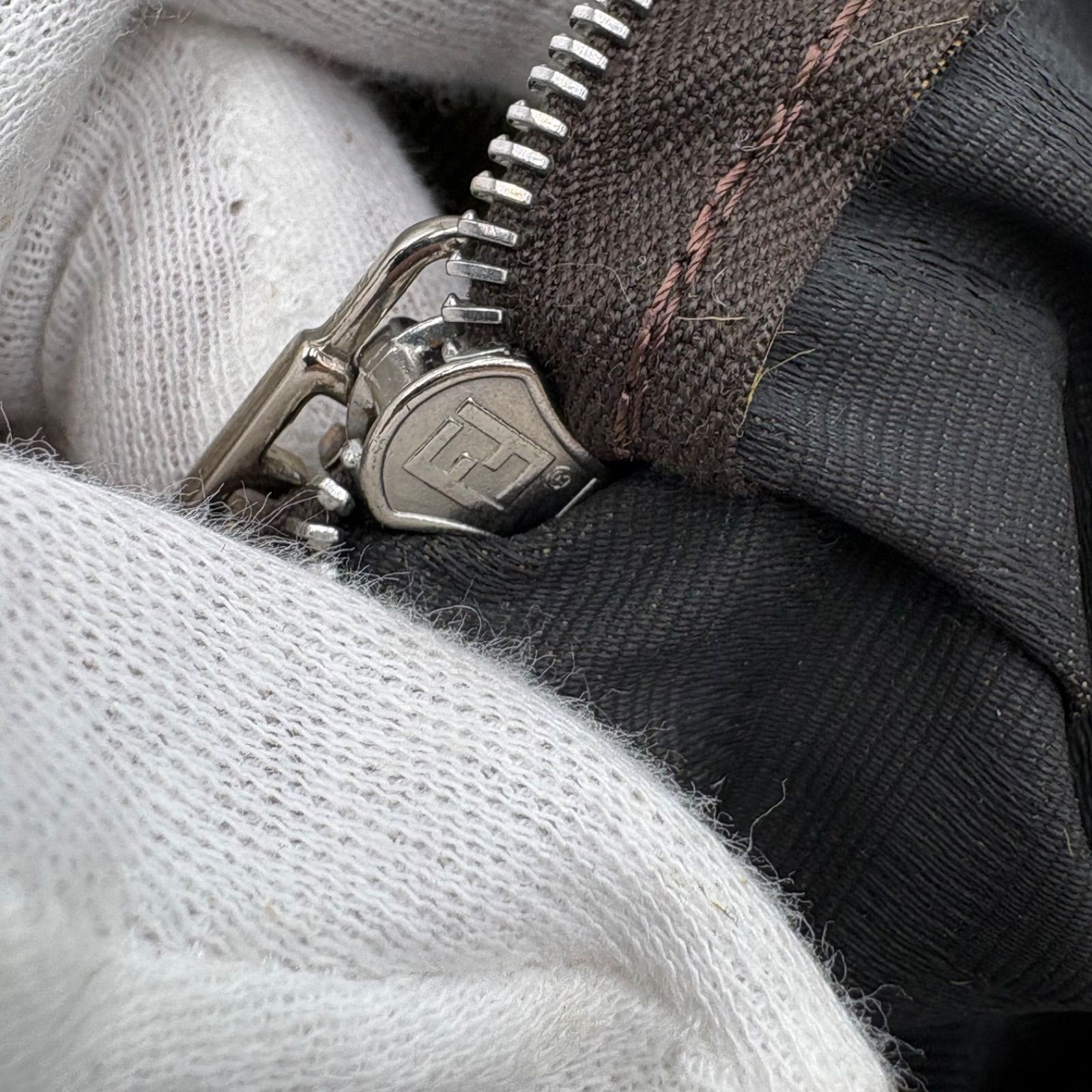 FENDI フェンディ ズッカ柄 FF金具 ショルダーバッグ アクセサリー 
