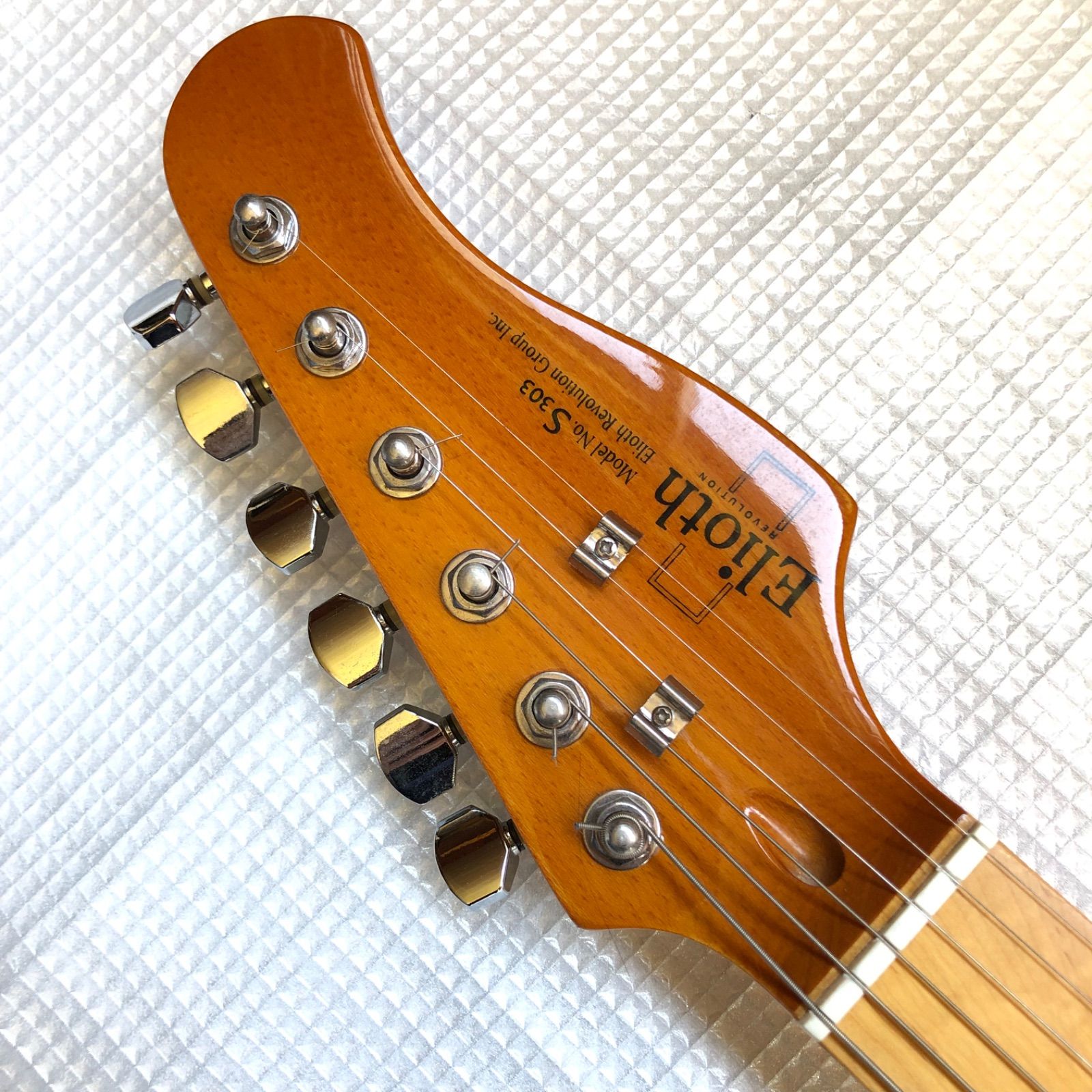 Elioth S303 ストラトタイプ ピンク エレキギター - メルカリ