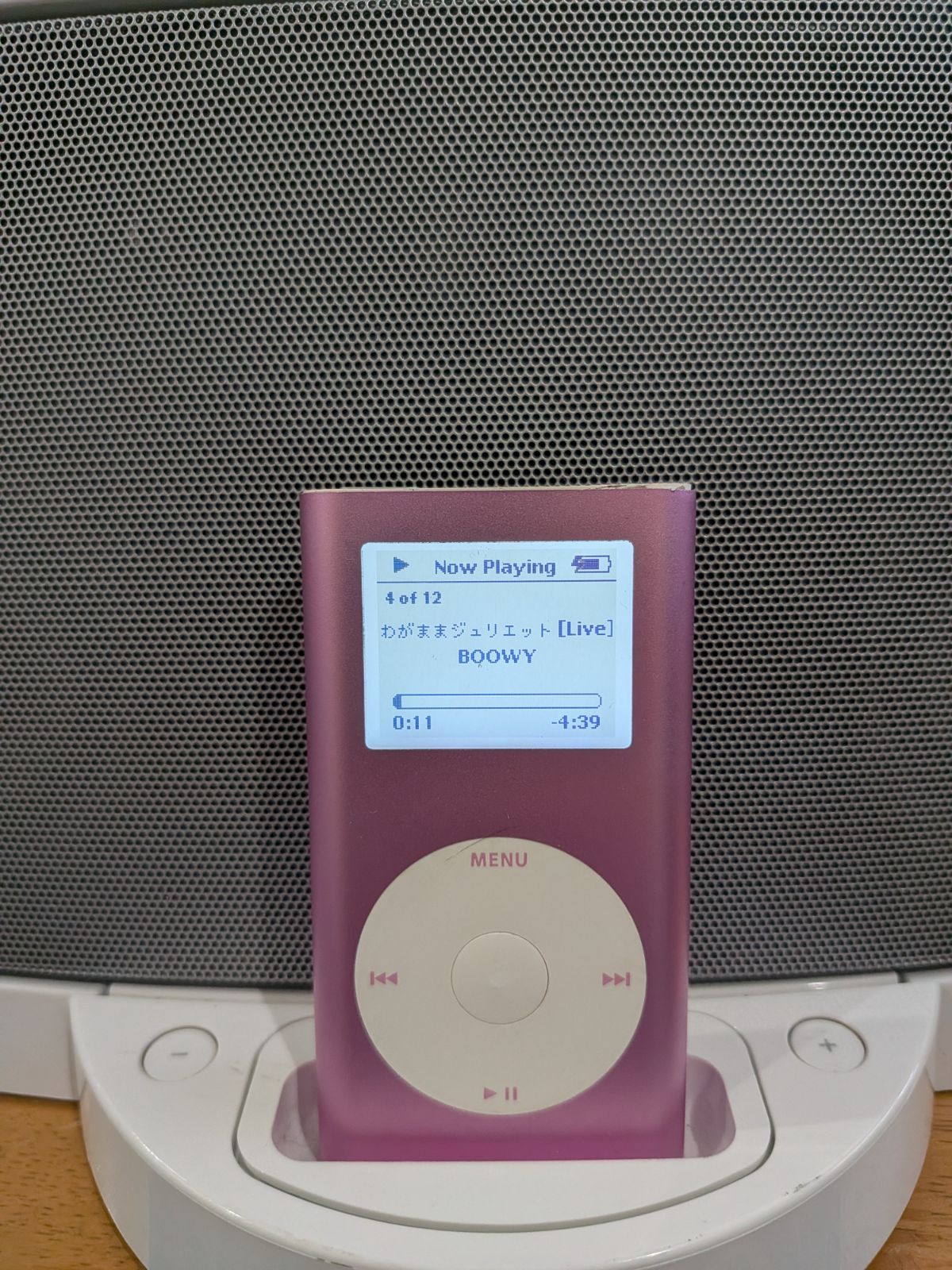 iPod動作確認済】BOSE SoundDock ホワイト 付属品・説明書付 - メルカリ