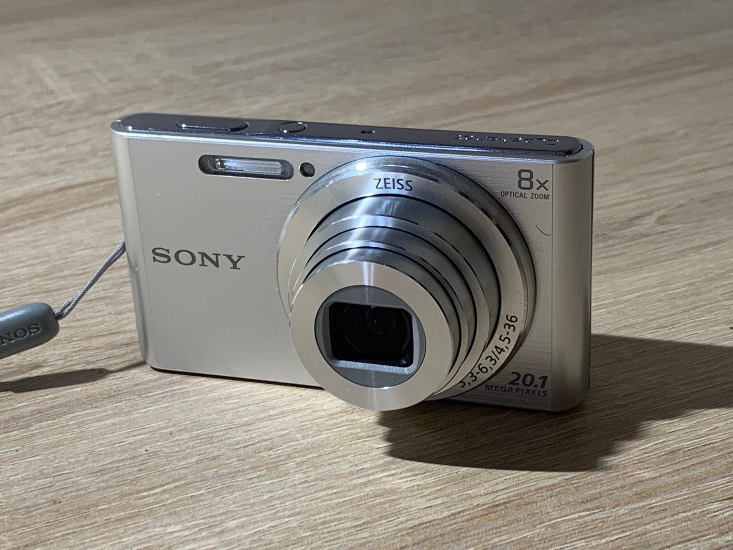 0523 Sony ソニー Cyber-shot DSC-W830 シルバー デジカメ 動作確認