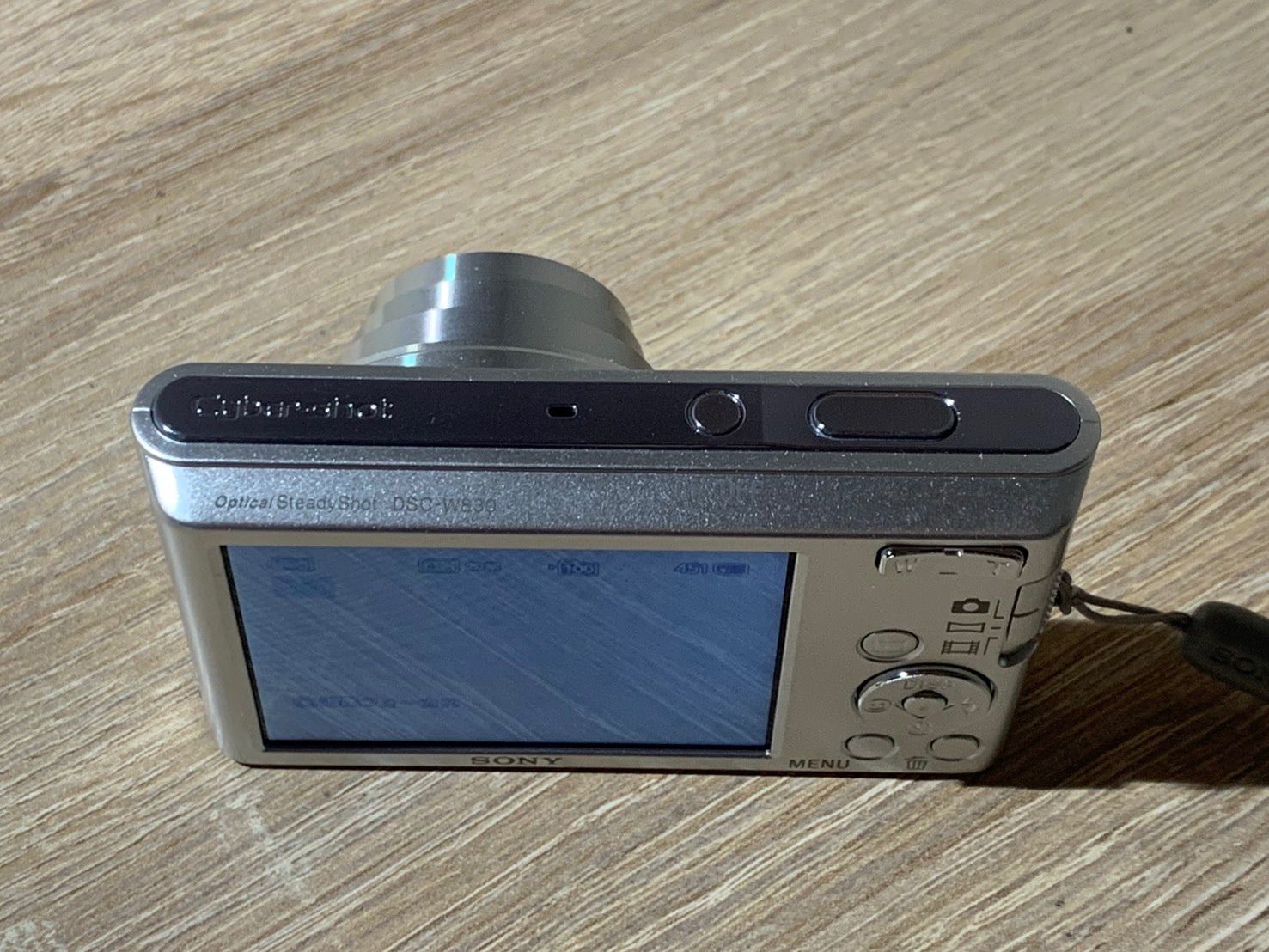 0523 Sony ソニー Cyber-shot DSC-W830 シルバー デジカメ 動作確認