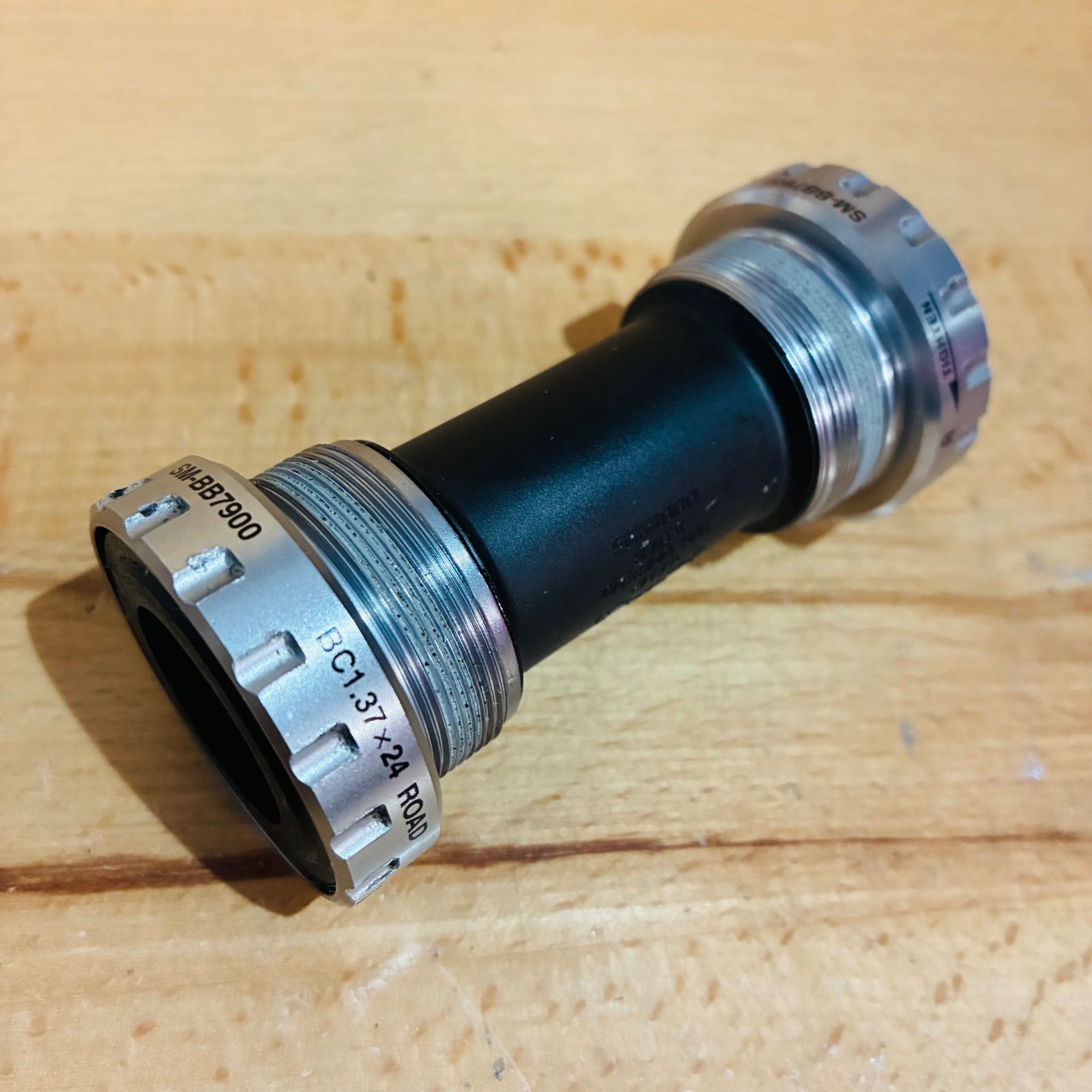 未使用 Dura-Ace SM-BB7900 BC1.37×24 BSA68mm 中古】シマノ デュラエース SM-BB7900 ネジ切り BB ボトムブラケット