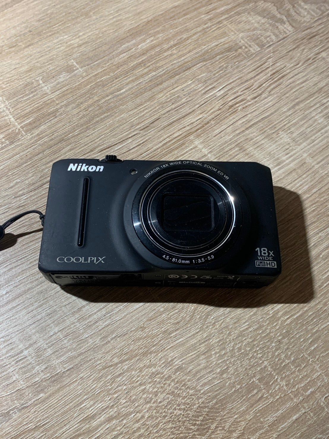 0453 Nikon COOLPIX S9300 ブラック デジカメ 【ネ】