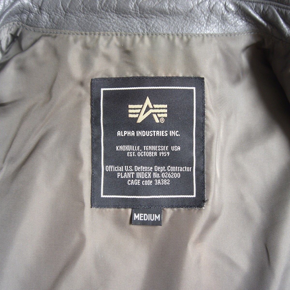 雰囲気抜群】ALPHA INDUSTRIES【A-2 レザー フライトジャケット】M