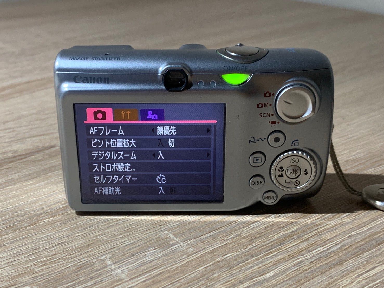0485 Canon IXY DIGITAL 820 IS シルバー デジカメ 動作確認済み 美品 【コ】