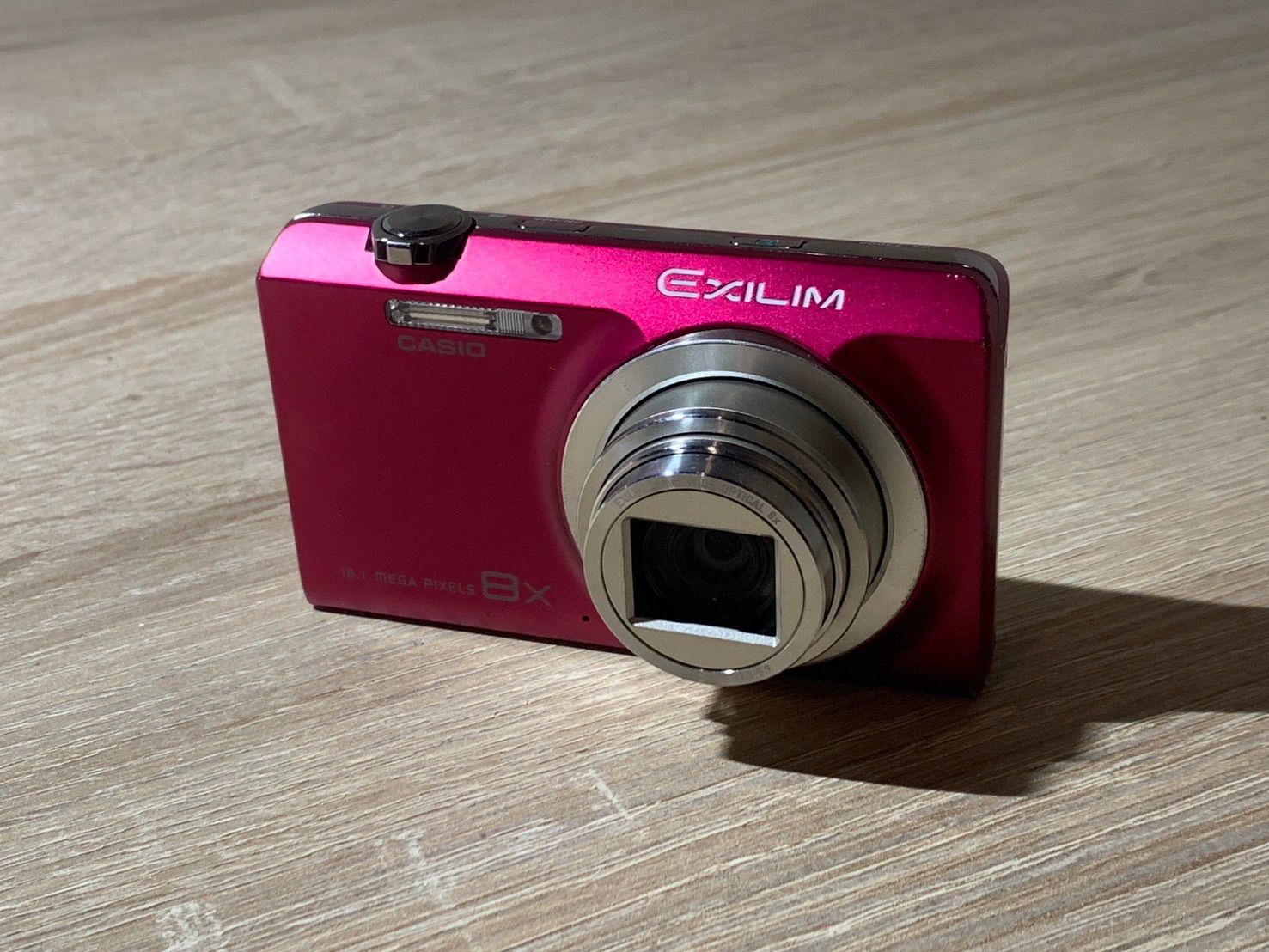 0486 Casio EXILIM EX-Z3000 レッド デジカメ 【ネ】 - メルカリ