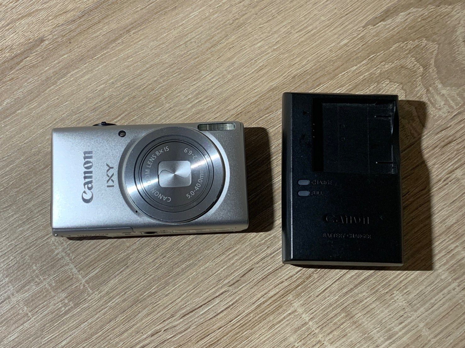 Canon IXY 90F シルバー　現状品ジャンク品 Canon デジタルカメラ IXY 90F デジタルカメラ