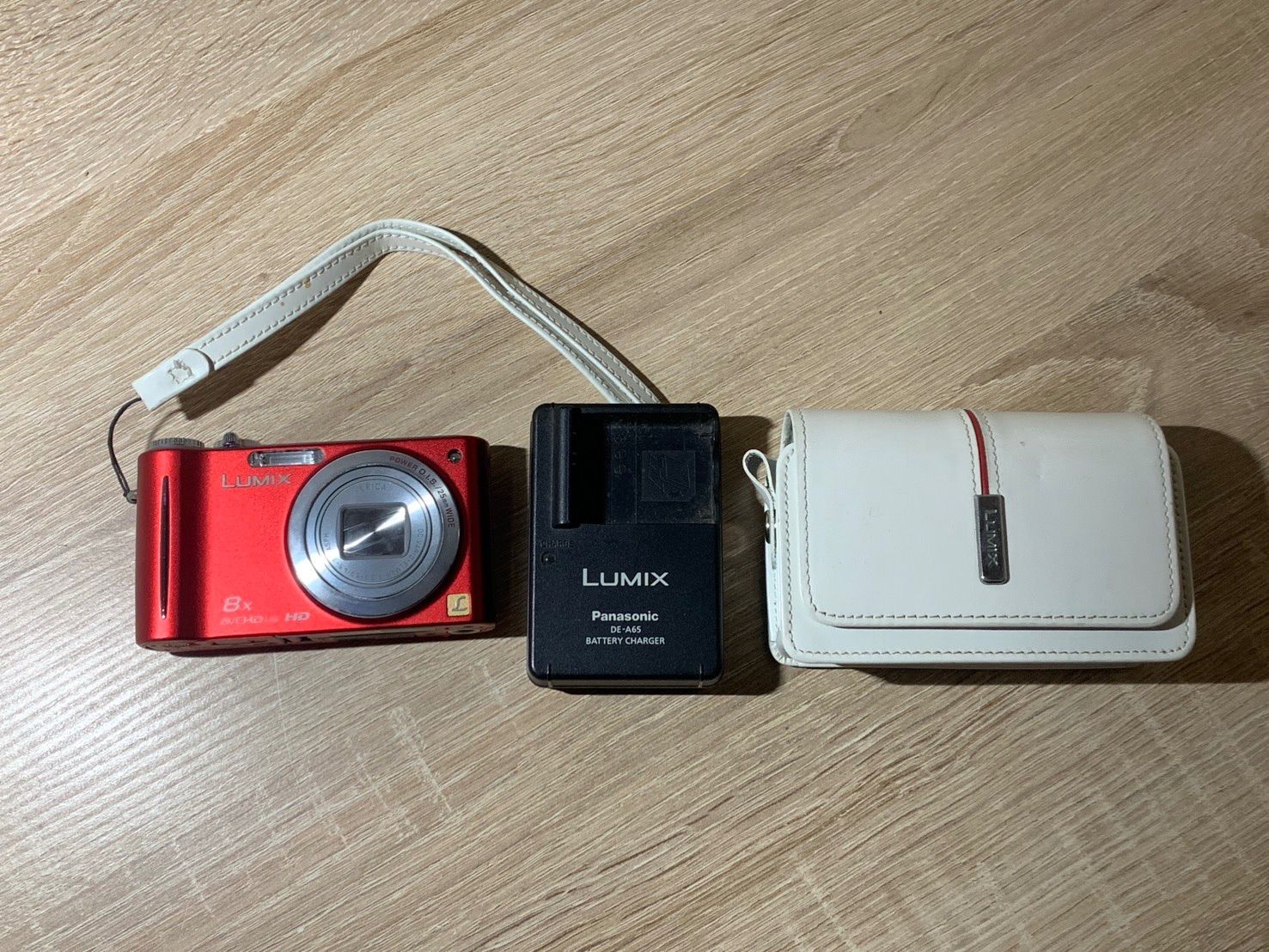 0362 Panasonic Lumix DMC-ZX3 レッド デジカメ 動作確認済み 【コ