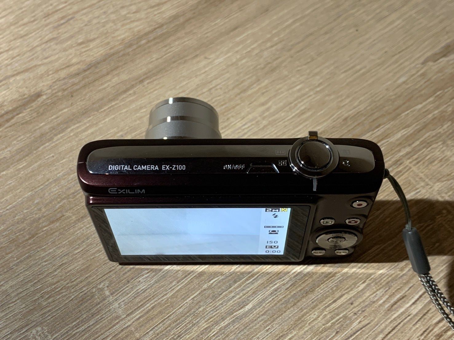 0313 Casio EXILIM EX-Z100 ブラウン デジカメ 動作確認済み 【ネ