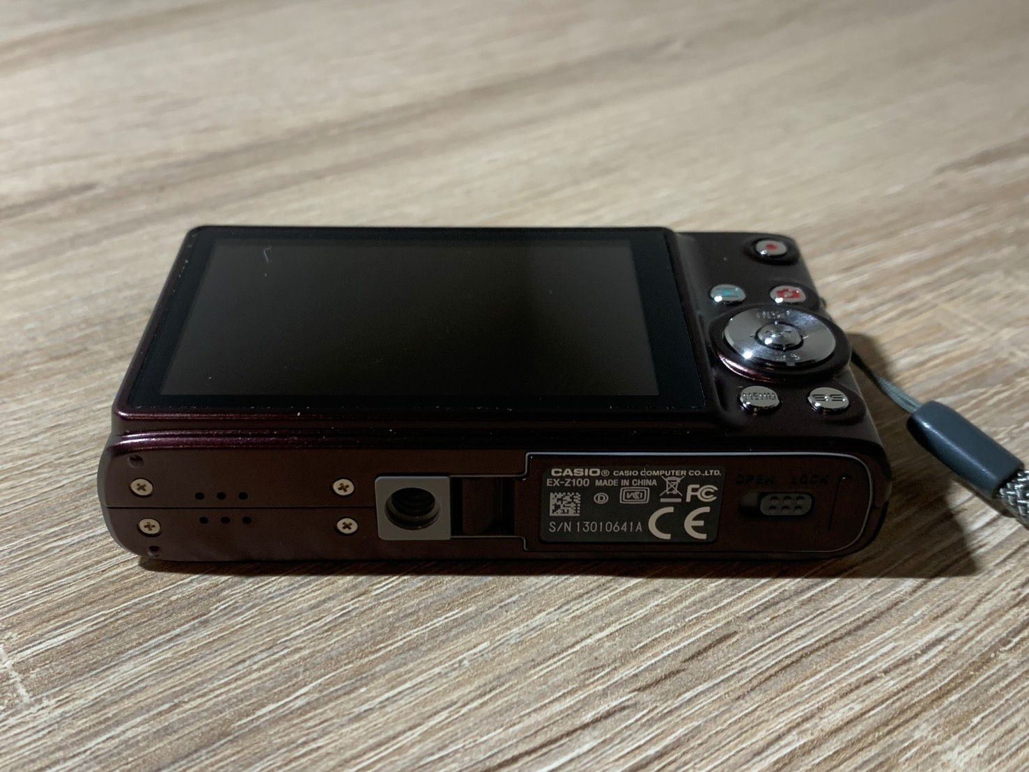 0313 Casio EXILIM EX-Z100 ブラウン デジカメ 動作確認済み 【ネ