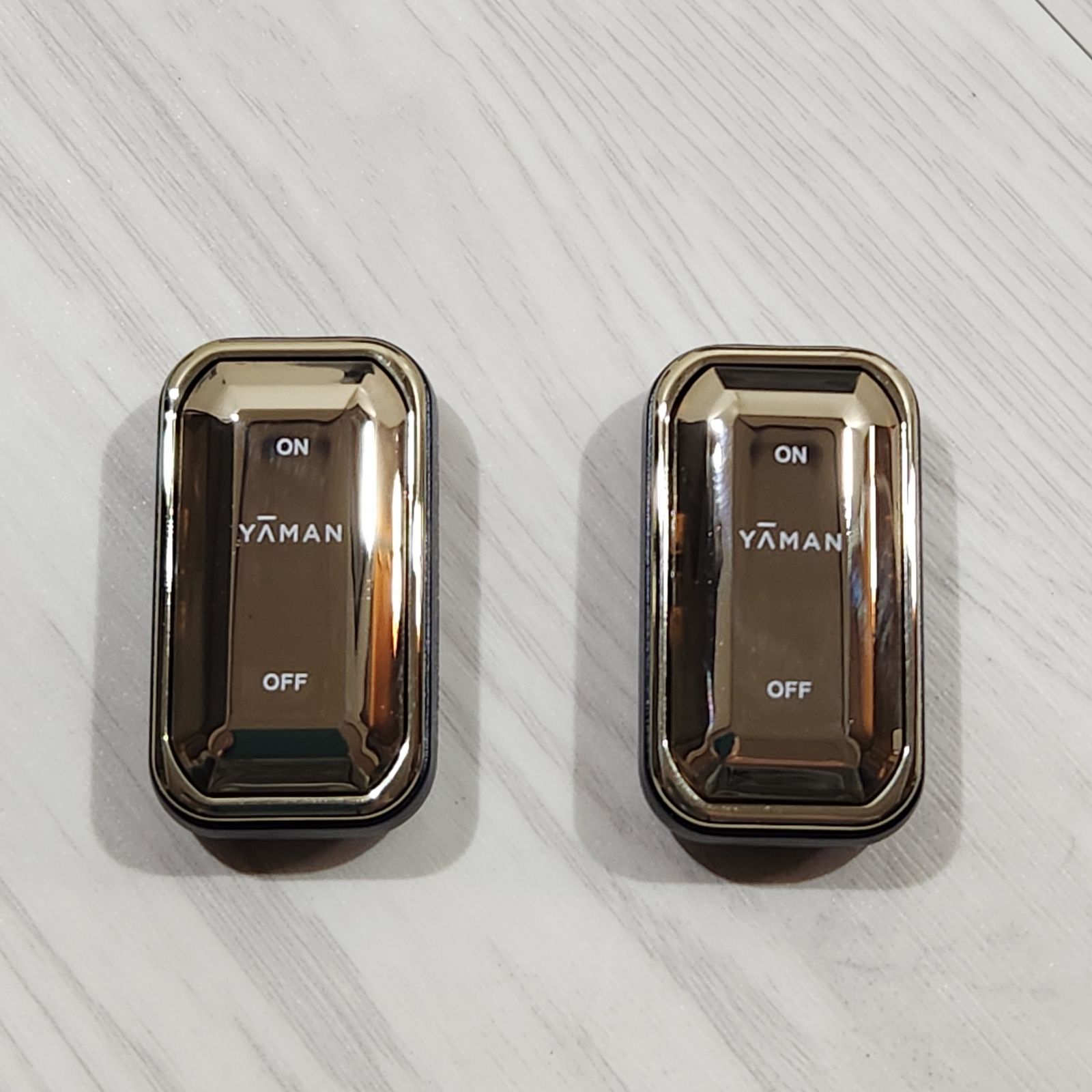 ヤーマン デザインリフトモア ウェアラブル美顔器 YA-MAN YJMD1N 口元 