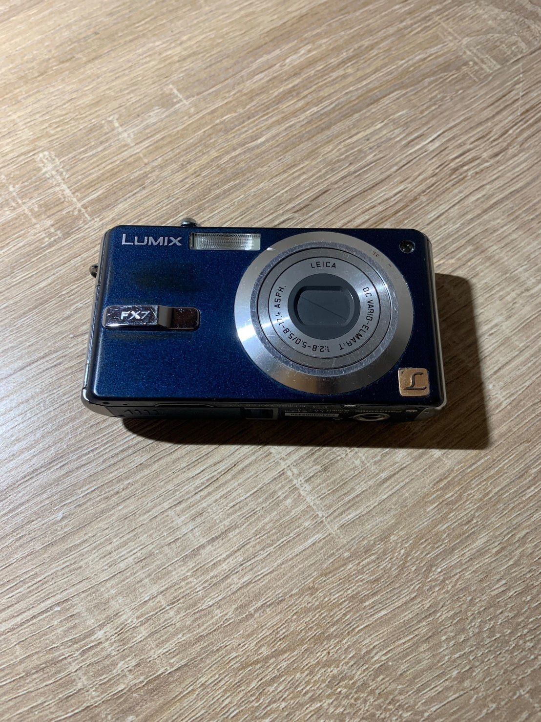 0320 Panasonic Lumix DMC-FX7 ブルー デジカメ 動作確認済み 【ネ