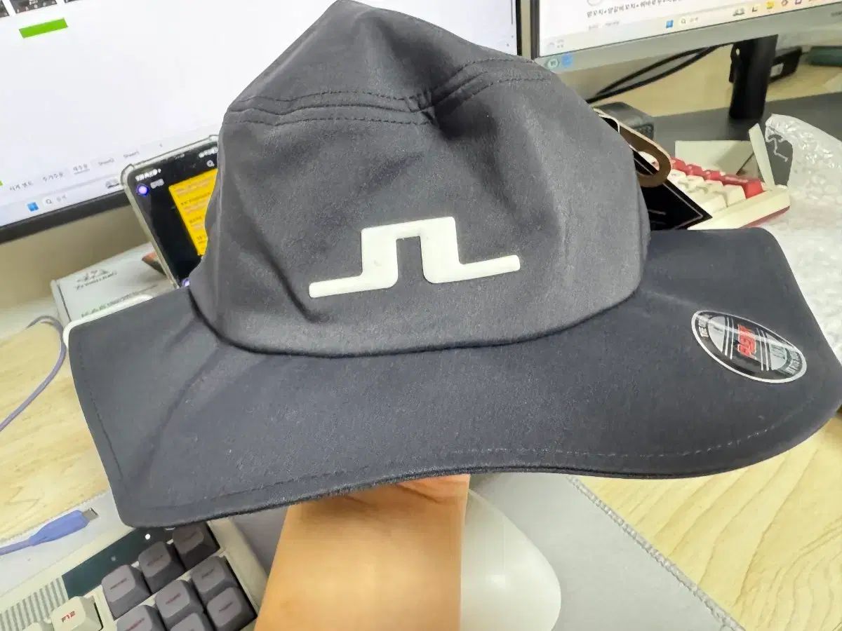 J.LINDEBERG (J.リンドバーグ) ゴルフ 帽子