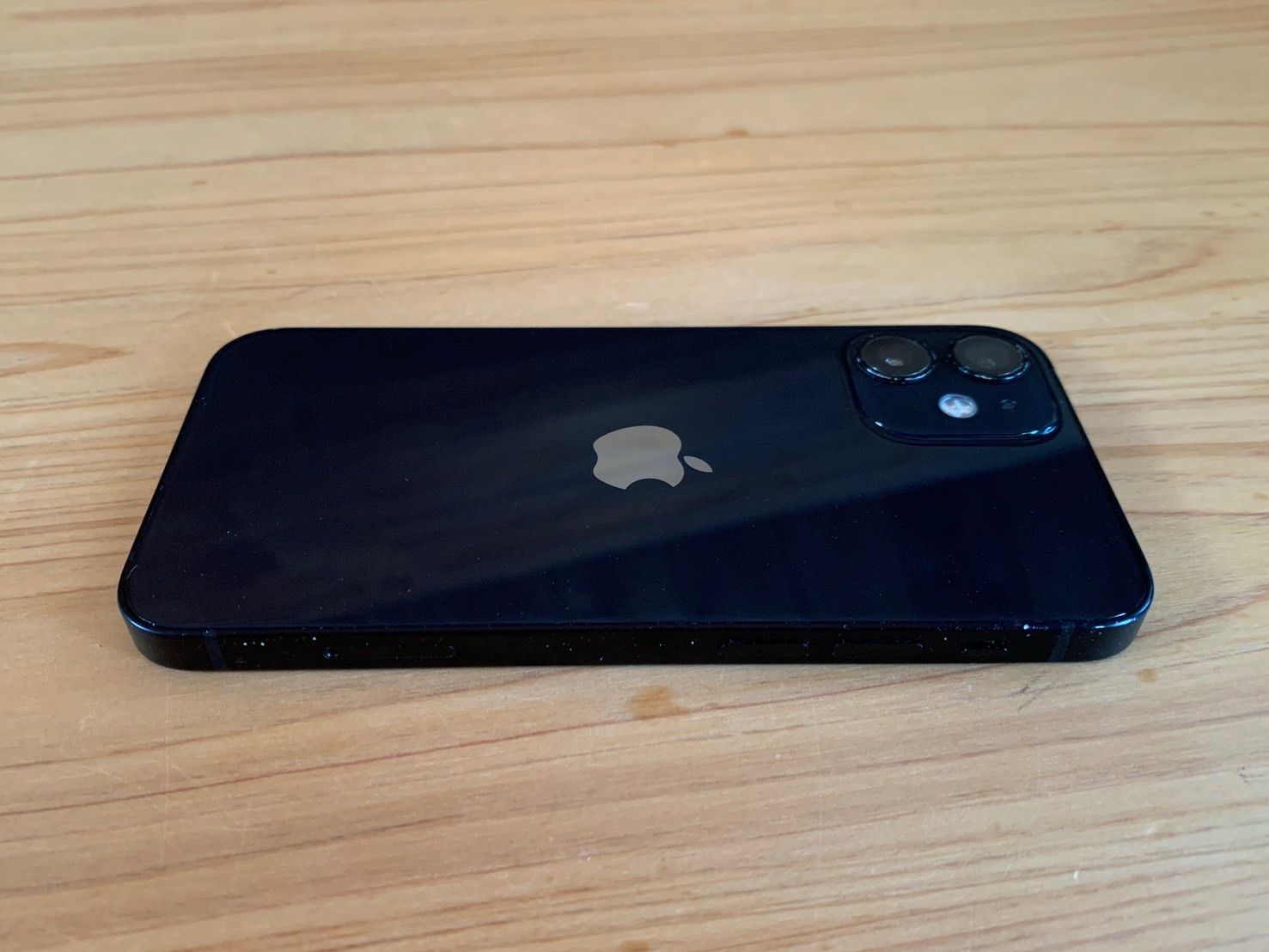 0589 iPhone 12 mini 128GB ブラック ジャンク品 【ネ】 - メルカリ