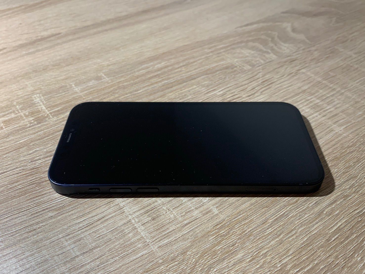 iPhone 12 64GB ブラック 美品 動作確認済 - メルカリ