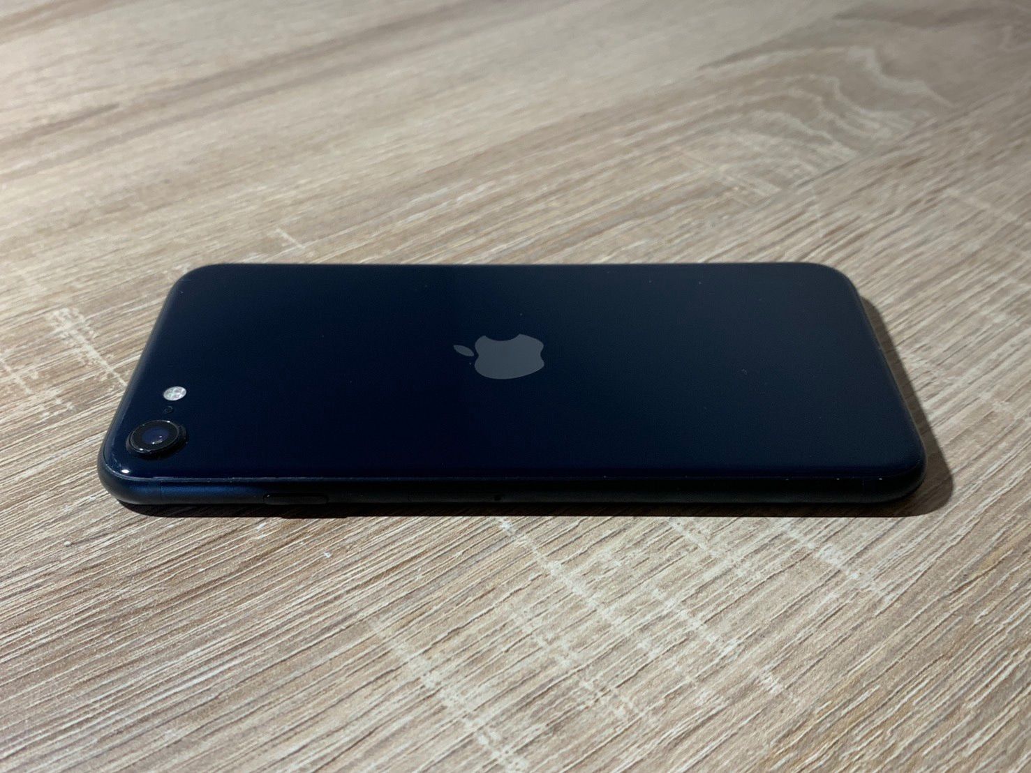 iPhone SE 3世代 256GB ブラック ジャンク品 - メルカリ