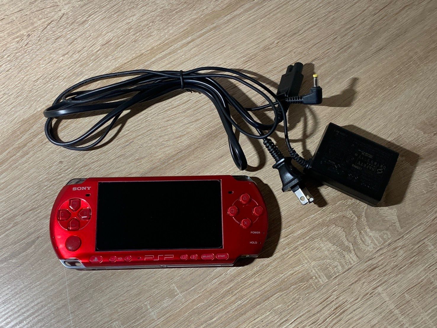 0489 PlayStation ポータブル PSP 3000 ラディアントレッド 動作確認
