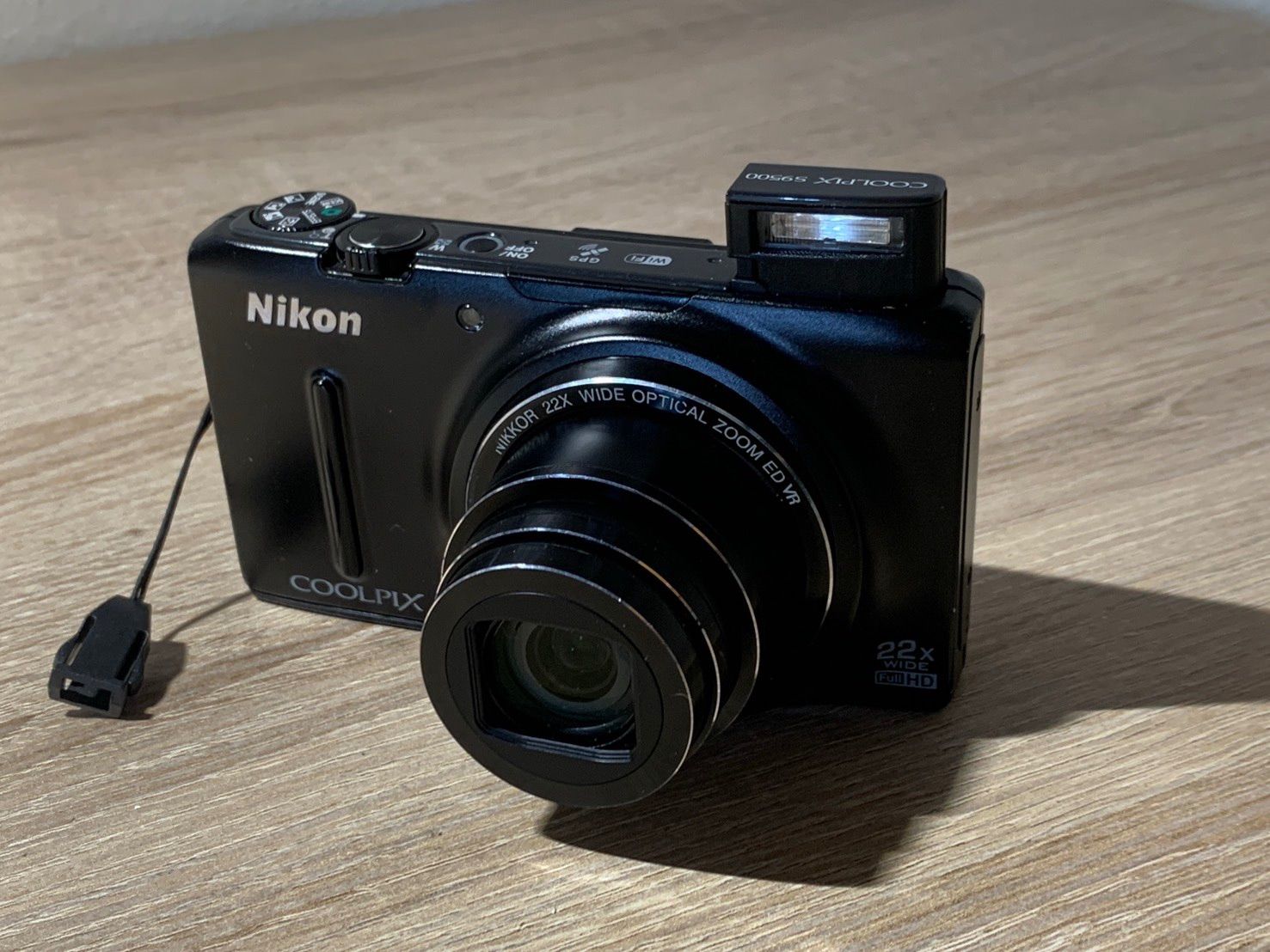 0231 Nikon COOLPIX S9500 ブラック デジカメ 動作確認済み 【ネ 